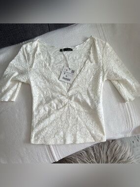 NEW❣️Zara lace top